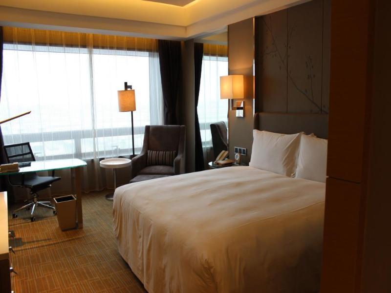 Boyue Shanghai Hongqiao Airport Hotel - Air China Exterior photo